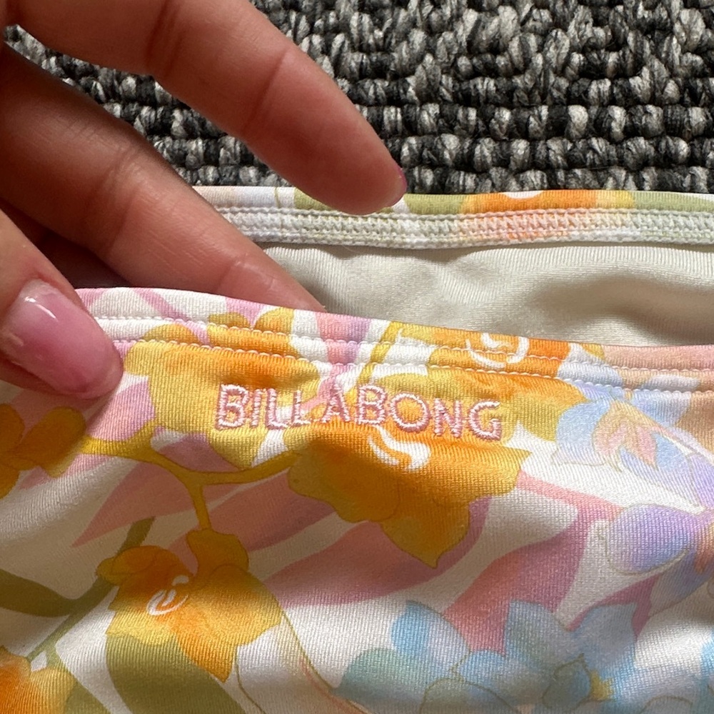 Billabong Skimpy Floral Bikini Bottoms - Picture 3 of 5